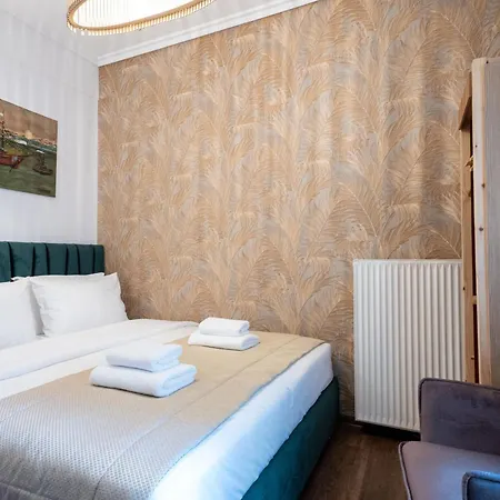 F & B Collection - Mini For 2 Apartman Szaloniki